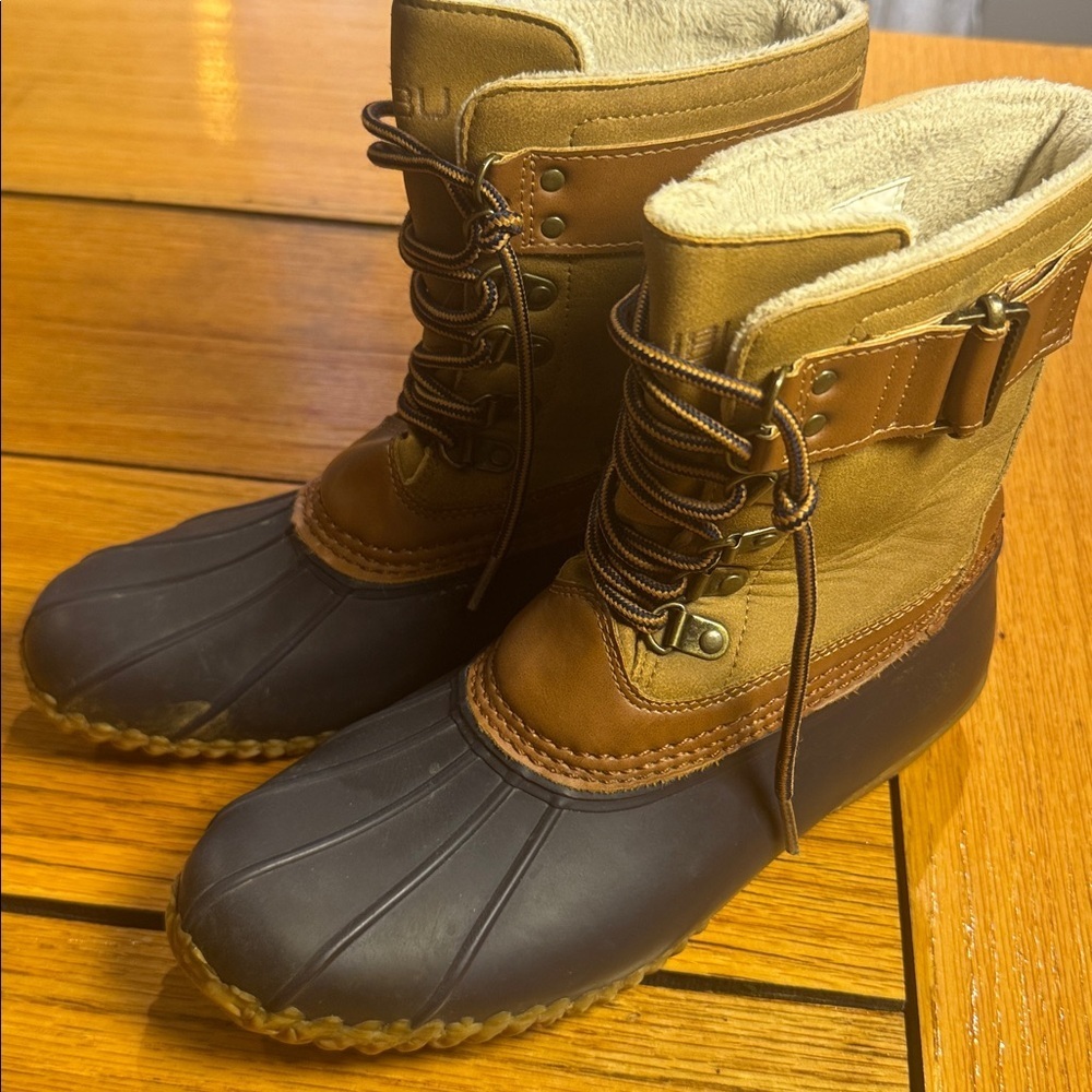 JBU Two-Tone Waterproof Duck Boots - Brown and Navy waterproof size 7.5